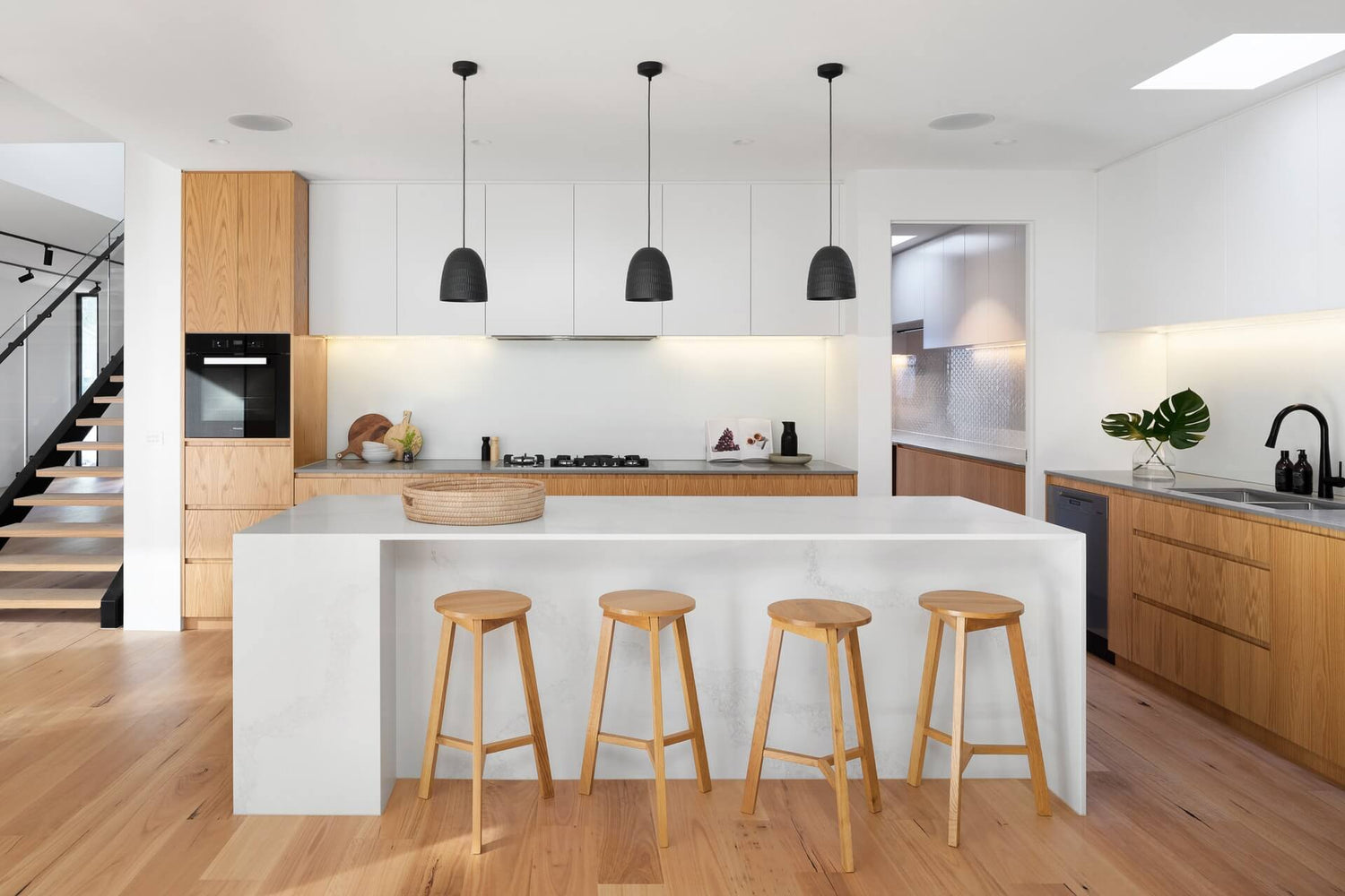 JOVIC BUILDING - Kitchen Area